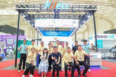 Grand Opening: JWELL Machinery Berpartisipasi dalam Pameran Karet dan Plastik Hanoi, Mengembangkan Tata Letak Manufaktur Cerdas Lokal Vietnam